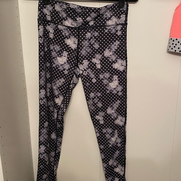 Workout/Lounge - Picture 4 of 4